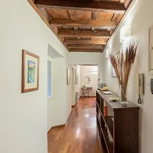  Apartment Iflat Comfy In Campo De' Fiori
