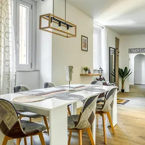  Apartment Grand Maison Del Moro - Trastevere